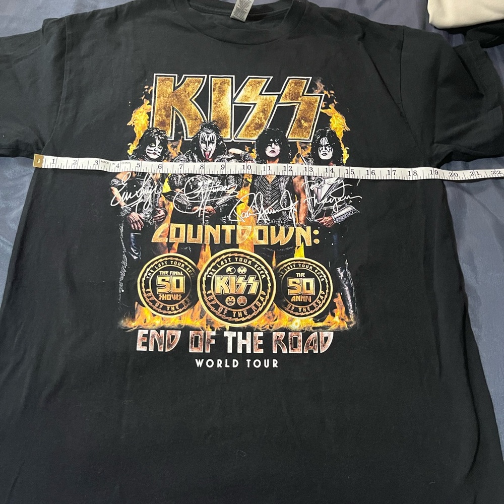 Kiss Gildan Black Graphic Countdown Tour Tee with Yellow Gold Print - Picture 2 of 9
